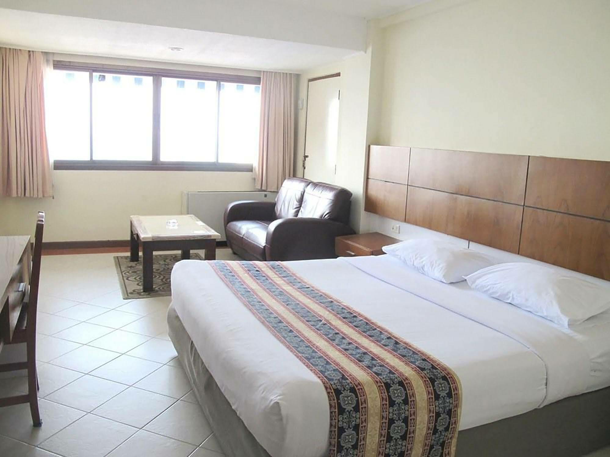 Diamond Beach Hotel Pattaya Zewnętrze zdjęcie